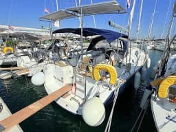 Oceanis 43 in Sukošan / D-Marin Dalmacija Marina thumbnail 7