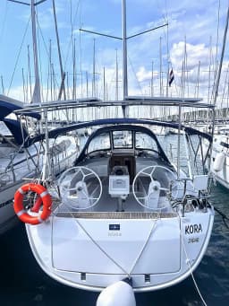 Bavaria Cruiser 34 in Sukošan / D-Marin Dalmacija Marina thumbnail 5