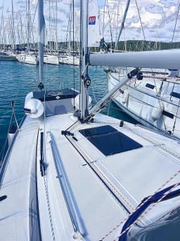 Bavaria Cruiser 34 in Sukošan / D-Marin Dalmacija Marina thumbnail 9