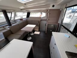 Astréa 42 in Sukošan / D-Marin Dalmacija Marina thumbnail 5