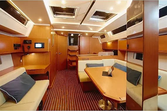 Bavaria C45 in Reggio Calabria - Photo 3