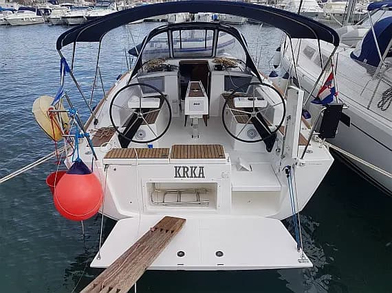 Dufour 360 Grand Large in Dubrovnik / ACI Marina Dubrovnik - Photo 1