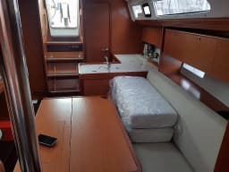 Dufour 360 Grand Large in Dubrovnik / ACI Marina Dubrovnik thumbnail 11
