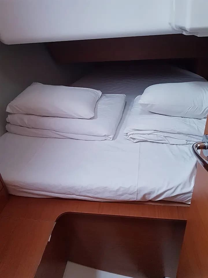 Dufour 360 Grand Large in Dubrovnik / ACI Marina Dubrovnik - Photo 4