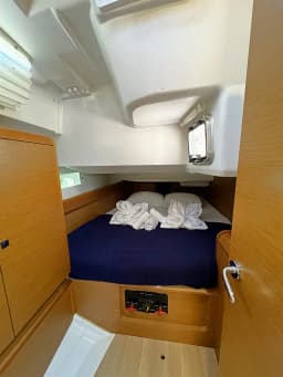 Sun Odyssey 419 in Tortola / Road Town / Fort Burt Marina thumbnail 19