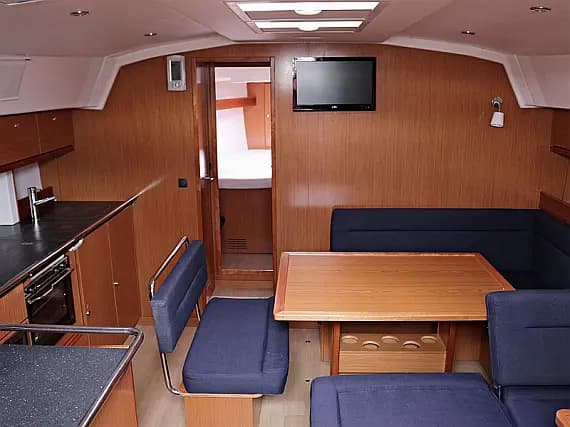 Bavaria Cruiser 45 in Sukošan / D-Marin Dalmacija Marina - Photo 3