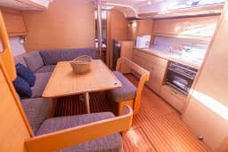 Dufour 430 in Primošten / Marina Kremik thumbnail 14