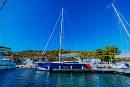 Dufour 430 in Primošten / Marina Kremik thumbnail 7