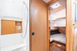 Bavaria 51 Cruiser in Rhodes / Mandraki Port thumbnail 15