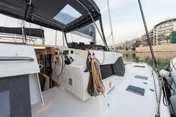 Isla 40 in Lefkada / Port of Lefkas thumbnail 27