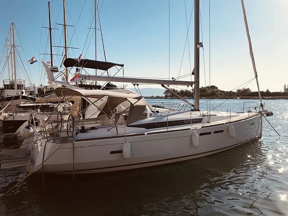 Sun Odyssey 449 in Šibenik / D-Marin Marina Mandalina - image 1
