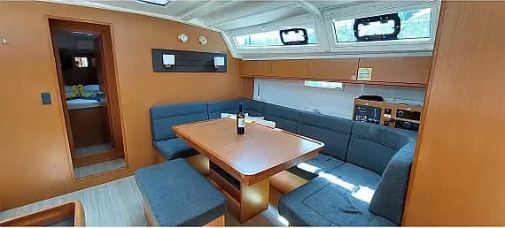 Bavaria Cruiser 46 in Dubrovnik / ACI Marina Dubrovnik - Photo 3