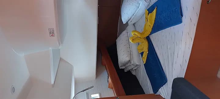 Bavaria Cruiser 46 in Dubrovnik / ACI Marina Dubrovnik - Photo 4