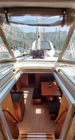 Bavaria Cruiser 46 in Dubrovnik / ACI Marina Dubrovnik thumbnail 9