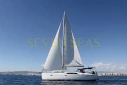 Oceanis 43 in Athens / Alimos Marina thumbnail 6