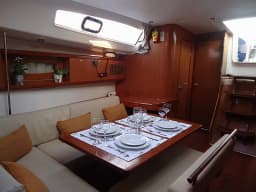 Oceanis 43 in Athens / Alimos Marina thumbnail 9