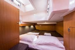 Bavaria Cruiser 56 in Lefkada / Port of Lefkas thumbnail 6