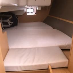 Oceanis 31 in Arzon / Port du Crouesty thumbnail 3