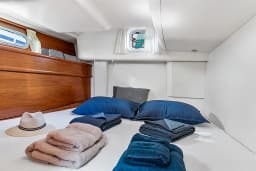 Jeanneau 54 in Athens / Alimos Marina thumbnail 4