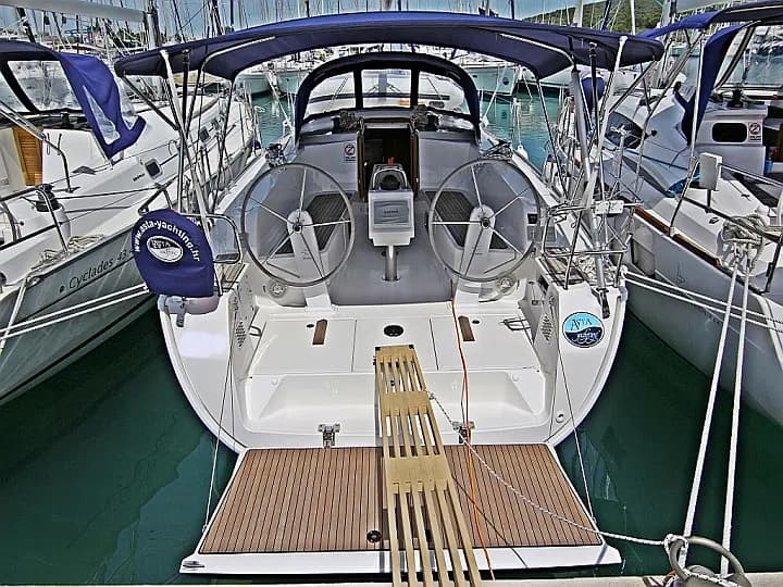 Bavaria Cruiser 41 in Sukošan / D-Marin Dalmacija Marina - Photo 4