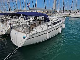 Bavaria Cruiser 41 in Sukošan / D-Marin Dalmacija Marina thumbnail 6
