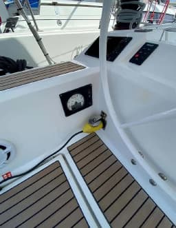 Oceanis 41.1 in Lefkada / D-Marin Marina Lefkas thumbnail 8