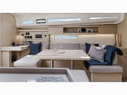Oceanis 40.1 in Paros port thumbnail 2