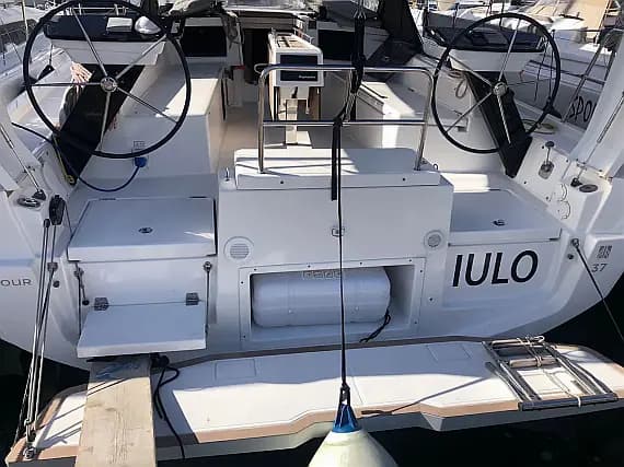 Dufour 37 in Sicily / Palermo / La Cala (Porto Palermo) - Photo 1