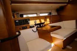 Sun Odyssey 449 in Athens / Alimos Marina thumbnail 8