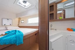 Lagoon 42 in Lavrion Main Port thumbnail 18