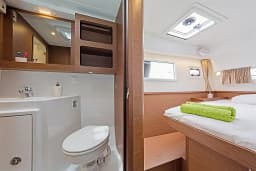 Lagoon 42 in Lavrion Main Port thumbnail 24
