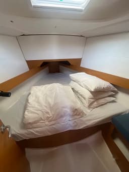 Sun Odyssey 349 in Sukošan / D-Marin Dalmacija Marina thumbnail 11