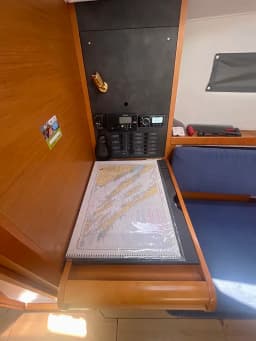 Sun Odyssey 349 in Sukošan / D-Marin Dalmacija Marina thumbnail 5