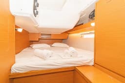 Dufour 430 in Volos / Port of Volos thumbnail 7