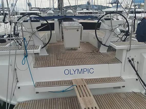 Oceanis 46.1 in Piraeus / Marina Zeas - Photo 1