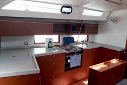 Oceanis 46.1 in Athens / Alimos Marina thumbnail 11
