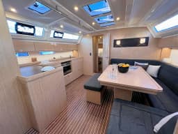 Bavaria Cruiser 46 in Pula / Tehnomont Marina Veruda thumbnail 20