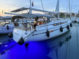 Bavaria Cruiser 46 in Pula / Tehnomont Marina Veruda thumbnail 6