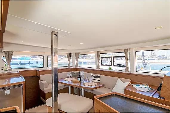 Lagoon 42 in Rhodes New Marina - Photo 3
