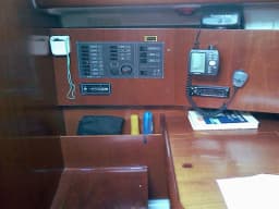 Oceanis 393 in Corfu / Gouvia / D-Marin Marina Gouvia thumbnail 6