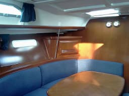 Oceanis 393 in Corfu / Gouvia / D-Marin Marina Gouvia thumbnail 7