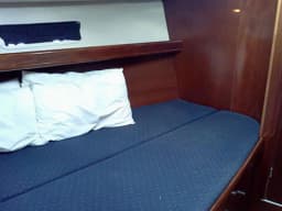 Oceanis 393 in Corfu / Gouvia / D-Marin Marina Gouvia thumbnail 9