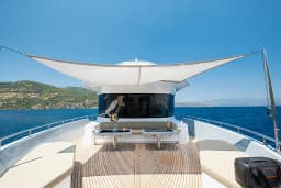 Motoryacht in Göcek Mucev Marina thumbnail 10
