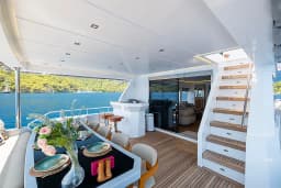 Motoryacht in Göcek Mucev Marina thumbnail 8