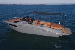 Cranchi E30 Endurance in Sardinia / Portisco / Marina di Portisco thumbnail 13