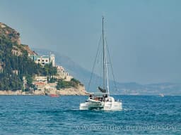 Lagoon 380 in Dubrovnik / ACI Marina Dubrovnik thumbnail 6