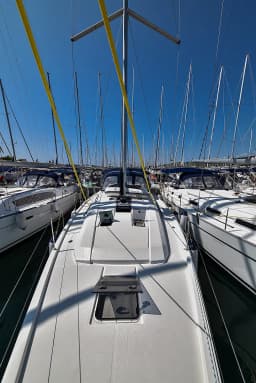 Oceanis 41.1 in Sukošan / D-Marin Dalmacija Marina thumbnail 15