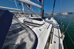 Oceanis 41.1 in Sukošan / D-Marin Dalmacija Marina thumbnail 17