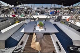 Oceanis 41.1 in Sukošan / D-Marin Dalmacija Marina thumbnail 20