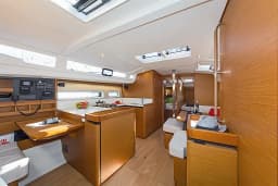 Sun Odyssey 440 in Corfu / Gouvia / D-Marin Marina Gouvia thumbnail 7